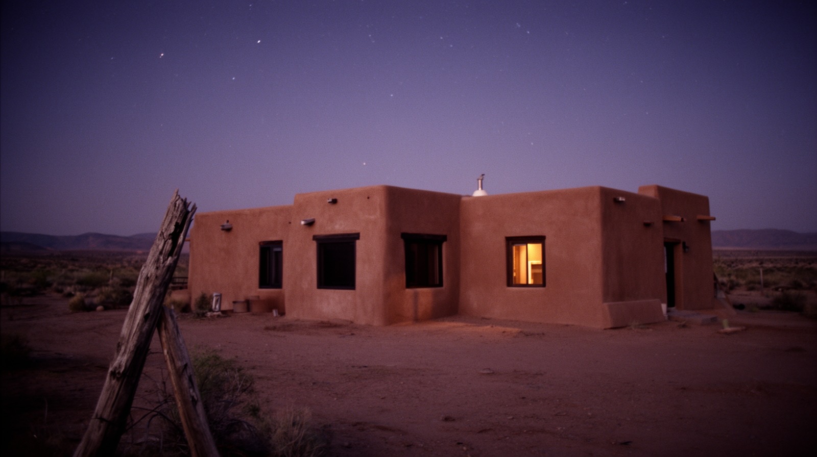 A house in the Utah manner, at dusk